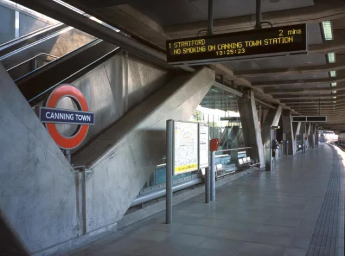 לונדון Canning Town 2 Bed Apartment מראה חיצוני תמונה